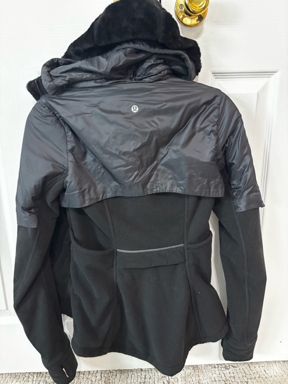 lululemon fleece and nylon Black Women's Jacket with detachable Hood size 2